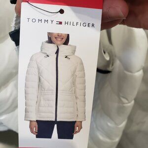 Tommy Hilfiger Women's Essential Lightweight Packable Puffer Jacket White/Sizes
